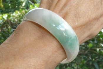 jadeite imperial green jade bangle